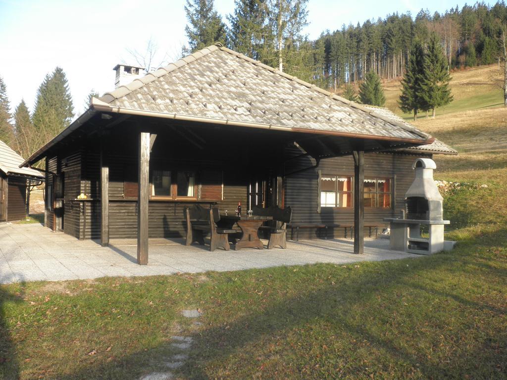 Holiday Home Cumar Cerkno Luaran gambar